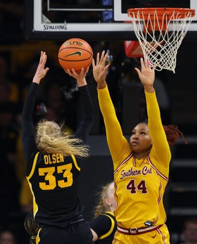 020225-qc-spt-iowauscwomen