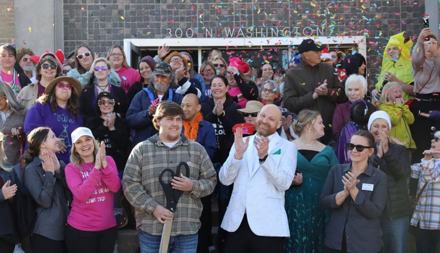 Ribbon-Cutting.jpg