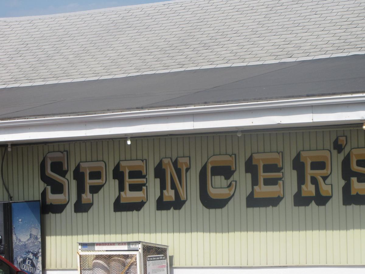 Spencer’s Grocery to close