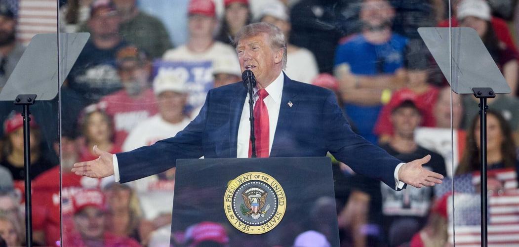 President Trump headlines Sioux City rally