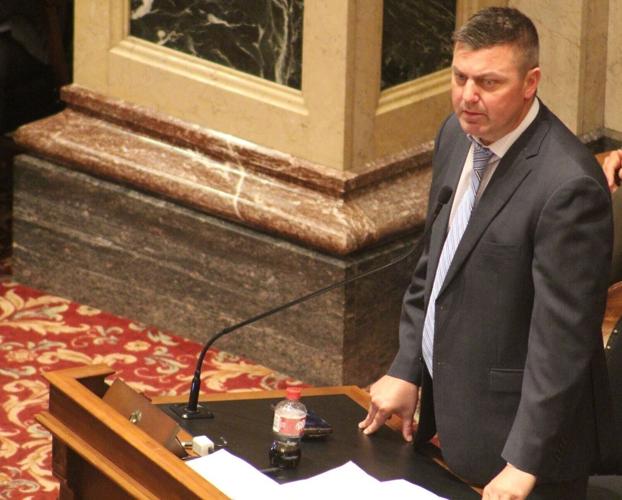 lgaz-20260421-news-xgr-whitver-2