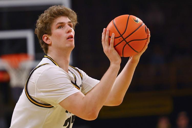 Iowa MBBall vs. WMU 7
