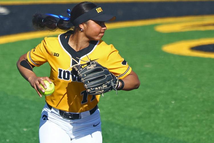 042125-spt-iowa-sb-4 - 1