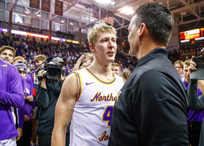 MBBall UNI vs. Loyola  4