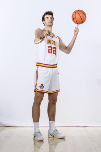 Milan Momcilovic 2025-26_Posed 563.jpg