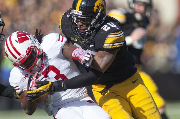 110213-iowa-football