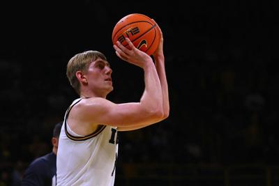 Iowa MBBall vs. Robert Morris 5