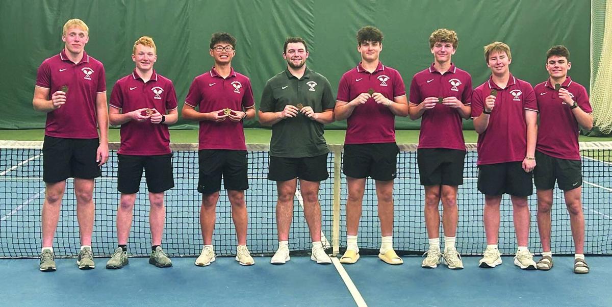 Shenandoah Boys Tennis wins home tournament