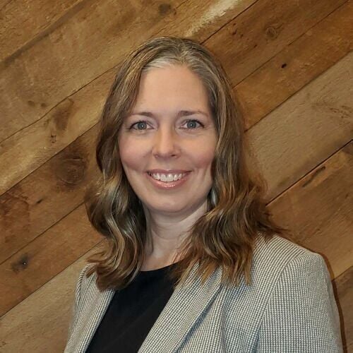 e0969d2f-d3b1-570c-b93c-d5e4d58d9d17