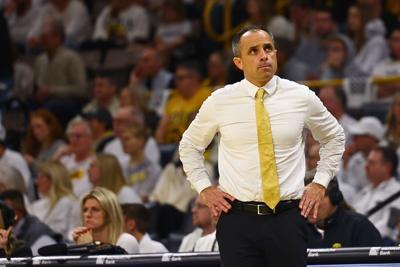 Iowa MBBall vs. UCLA 2