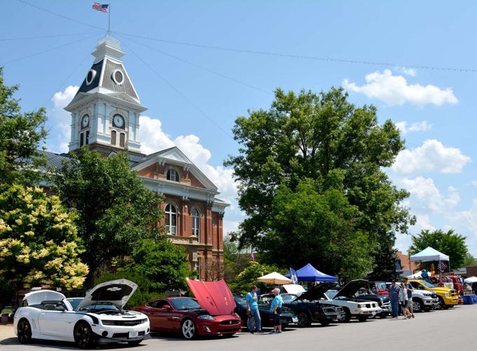 Cruzin' Clarinda honors Nordland Family