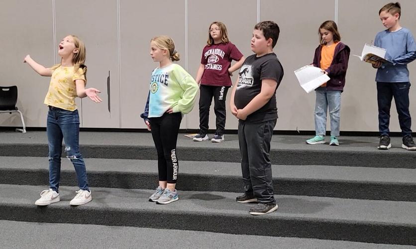 Shen elementary presents 101 Dalmations KIDS