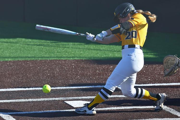 042125-spt-iowa-sb-3 - 1