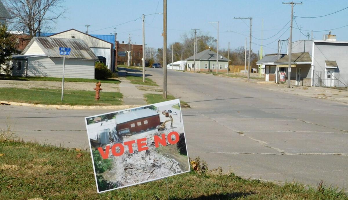 Gladbrook-Reinbeck-referendum-opposition-sign-_-Jeff-Morrison.jpg