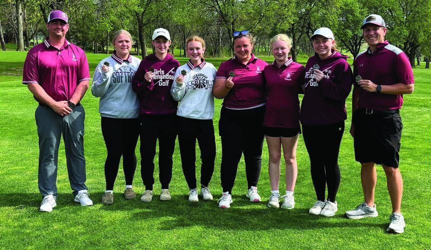 Shenandoah girls golf 2nd at home