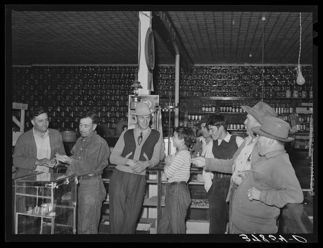 General store -- Arizona, 1940