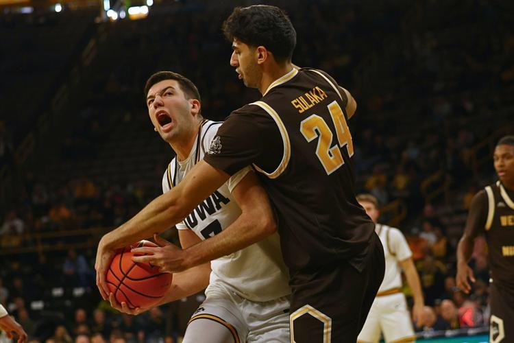 Iowa MBBall vs. WMU 5