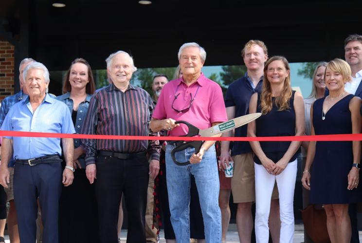 051826-cbn-news-switch-ribbon-cutting-P1