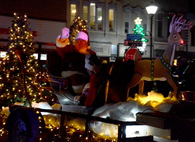 PHOTOS Clarinda Lighted Christmas Parade