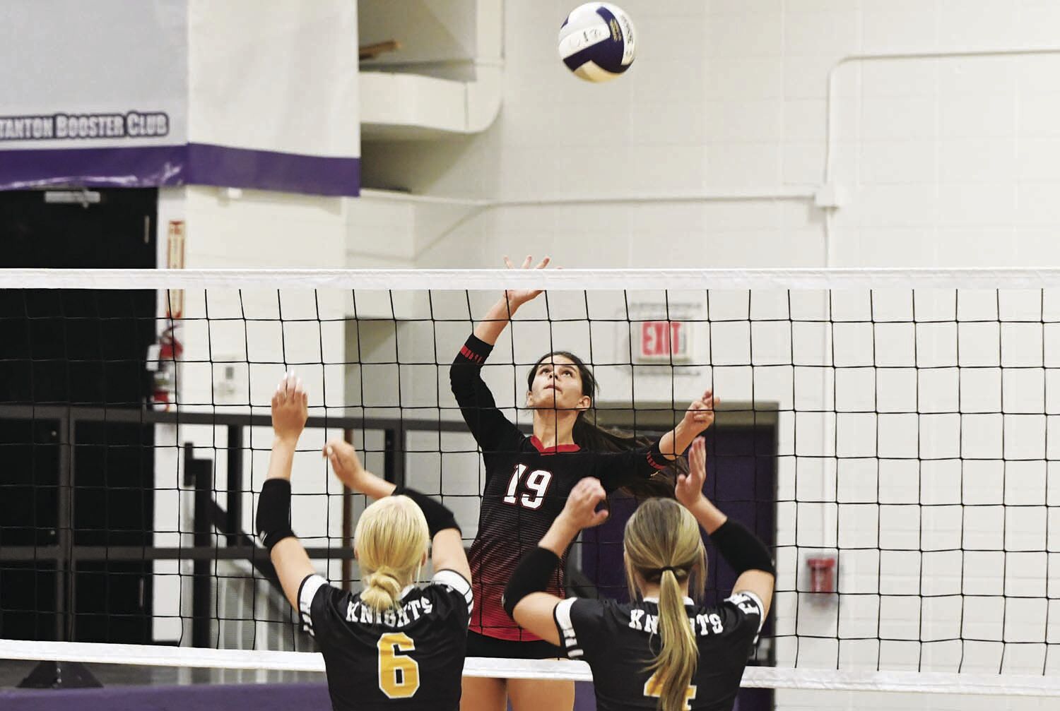 Cindy Swain’s Passion for Volleyball Shines in Multi-Sport High School Journey