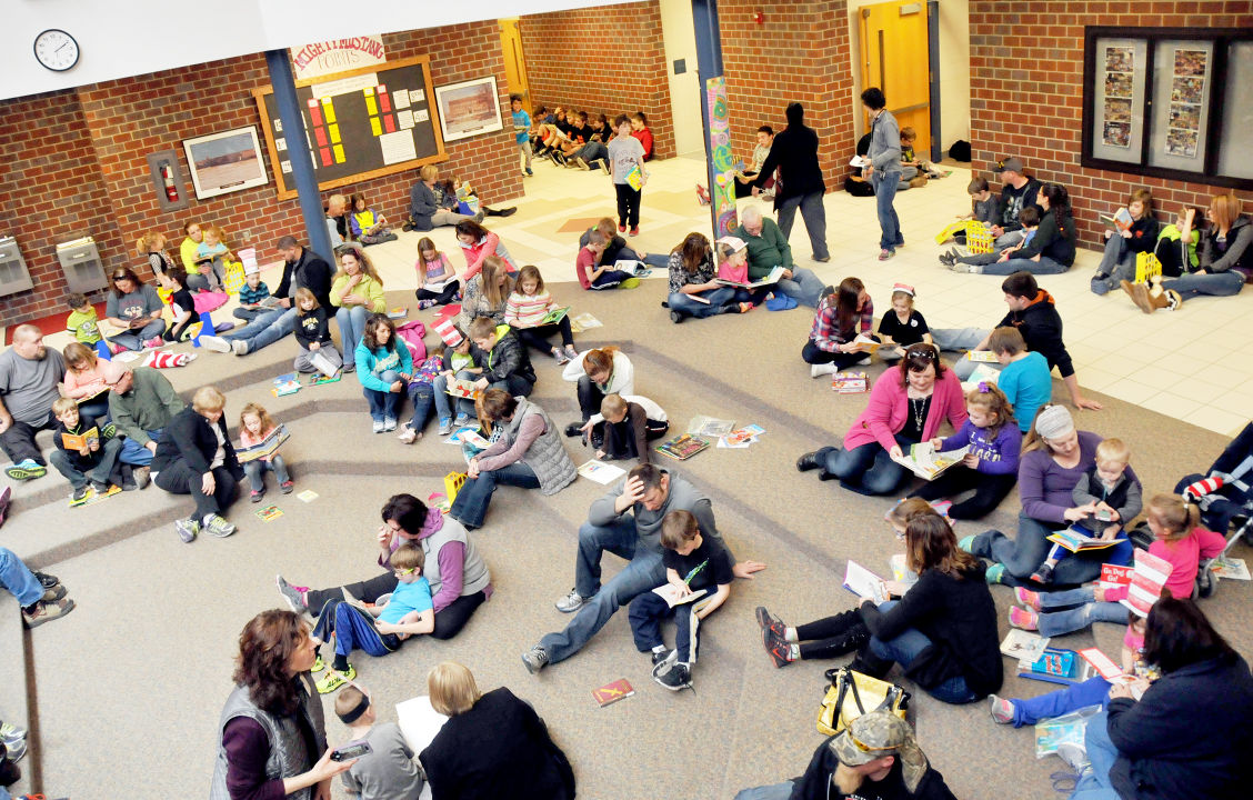 Shenandoah schools celebrate Read Across America Local News