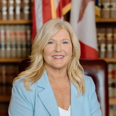 Shannon Lundgren.jpg