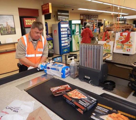 Safeway courtesy clerk finds joy in the job | News | valleytimes.news