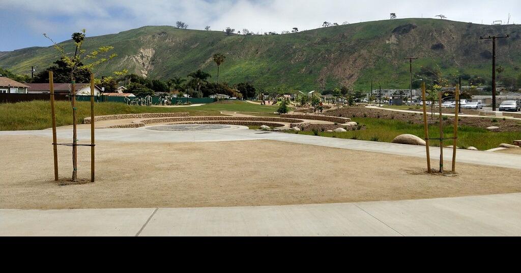 PARK IT RIGHT HERE Kellogg Park opens to much fanfare in west Ventura