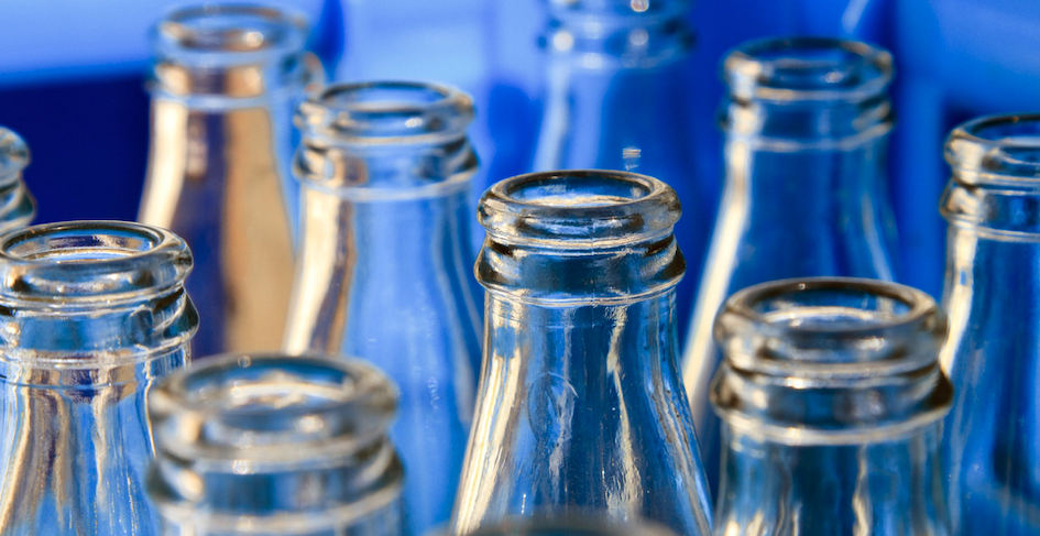 More Consumers Choosing Reusable Glass Bottles - The New York Times