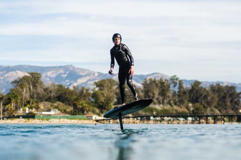 Air surfing store on water