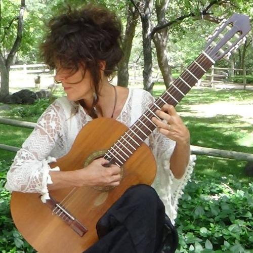 Link Singer In Living Room Music Series Welcomes Singer-Songwriter Gina Machovina ...