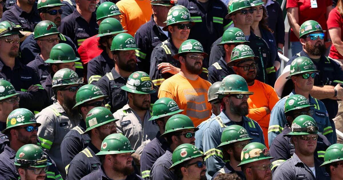 vice-president-jd-vance-tours-nucor-steel-berkeley-in-south-carolina