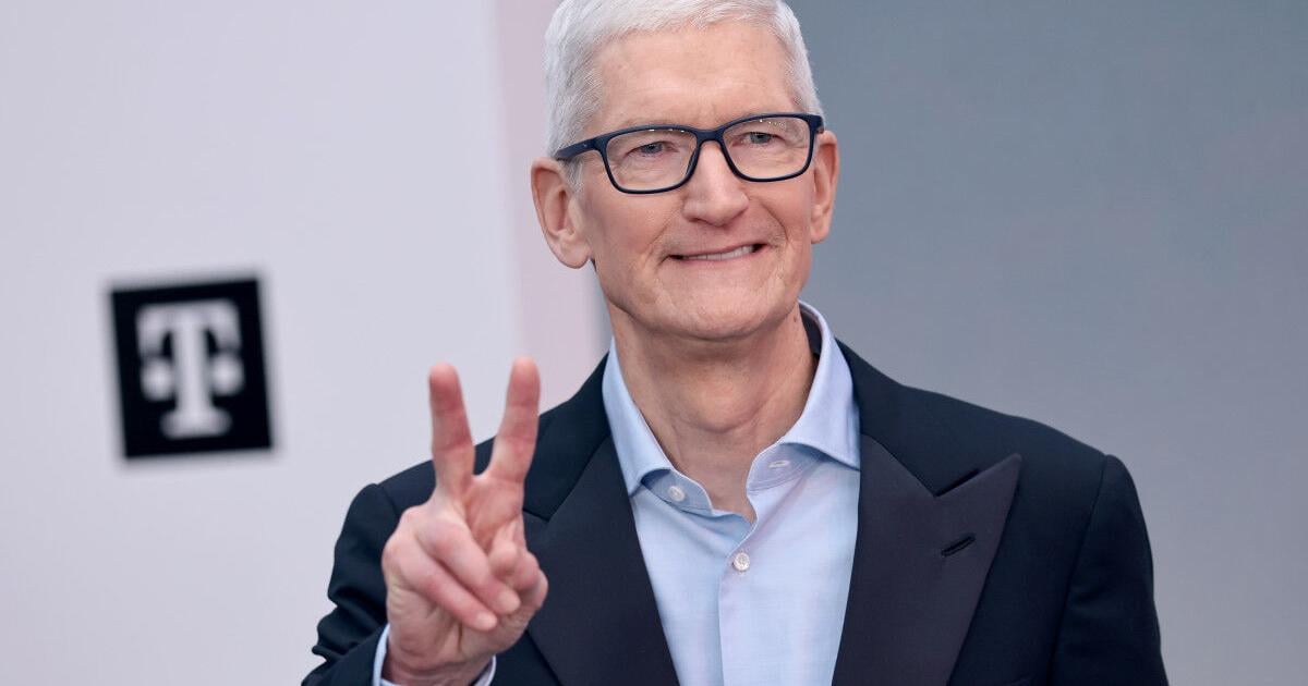 Bank of America resets Apple stock forecast