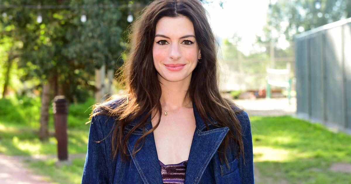 Queen of Genovia Anne Hathaway’s Net Worth in 2026 Gets Her the Royal Treatment