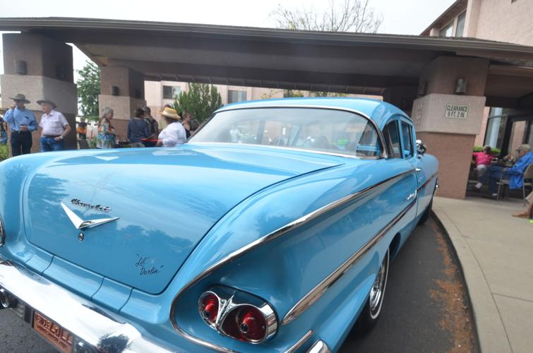 Cottonwood Village Dads Car Show Photo Galleries