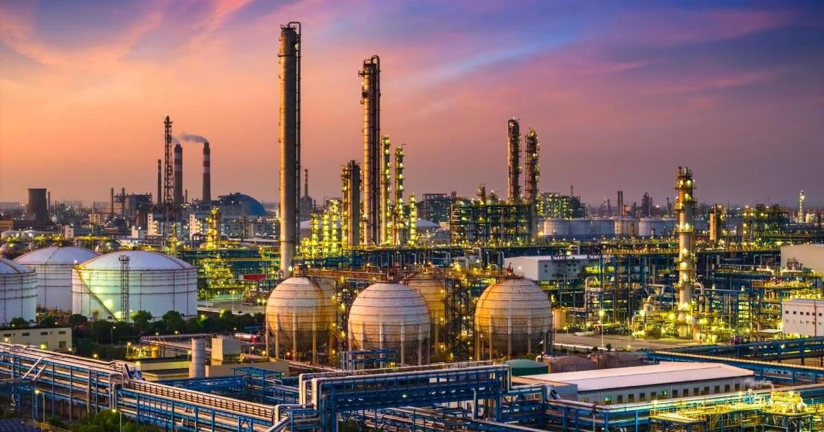 Valero CEO grabs billion dollar Venezuela oil advantage