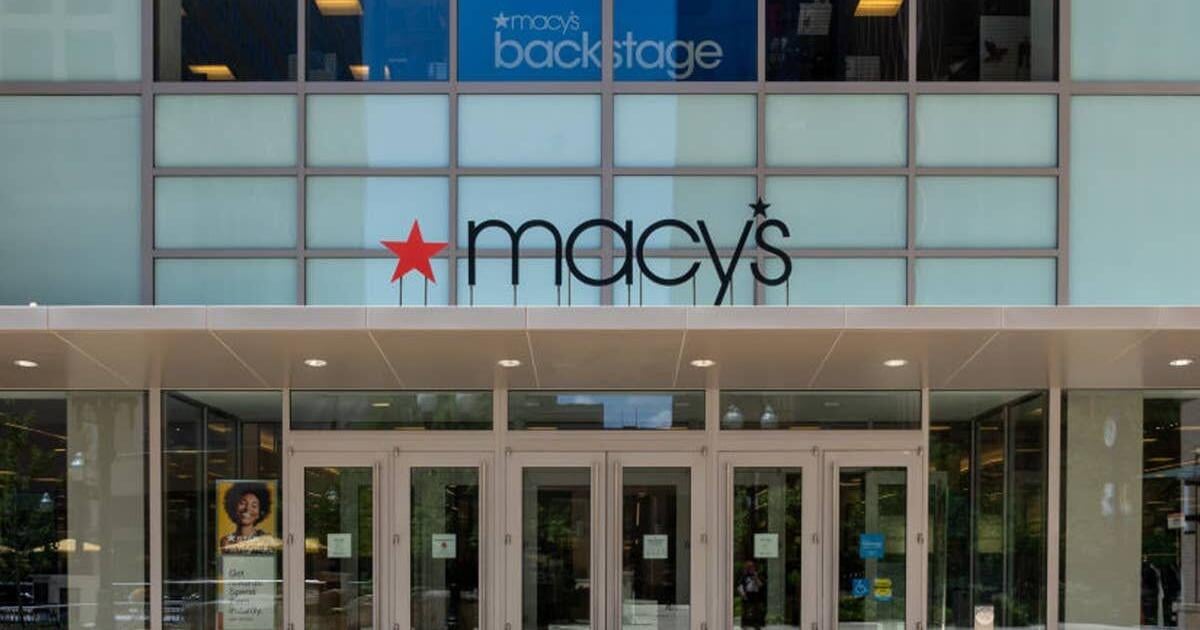 Macy's is selling a $699 sterling silver diamond necklace for 75% off
