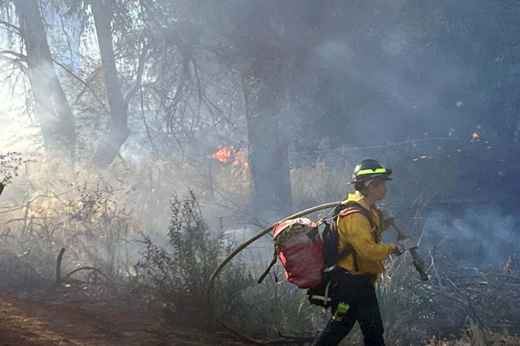 Camp Verde wildfire burns 13 acres near residences Camp Verde Bugle