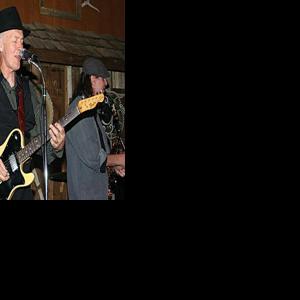 Two benefits set for Danny Rhodes & family | News | verdenews.com