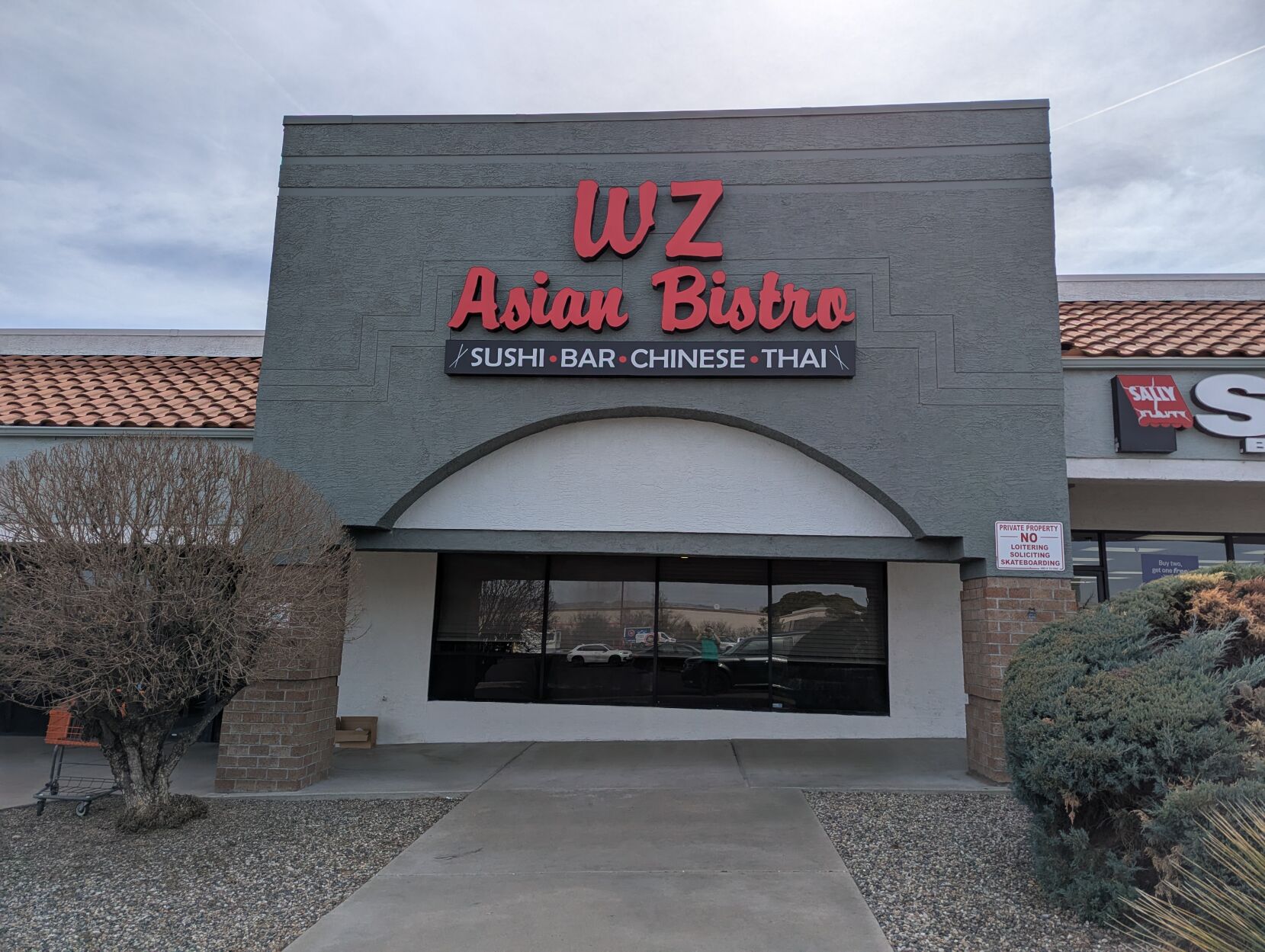 we_are_sushi様　オーダー受付 W&Z Asian Bistro and Sushi Bar temporarily closed due to change in