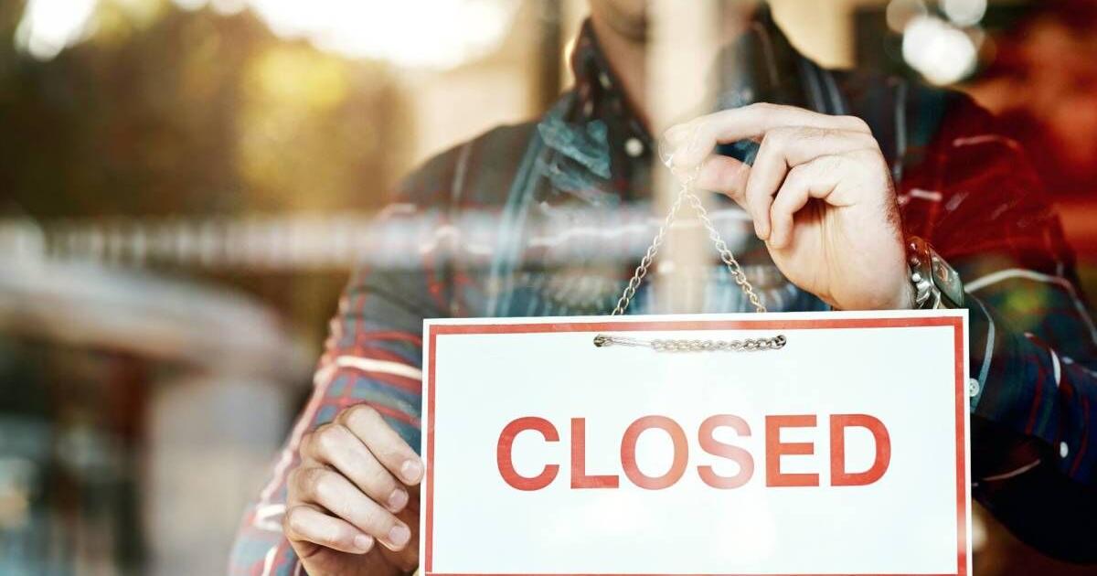 Fast fashion chain closing 200 stores, ending physical brand