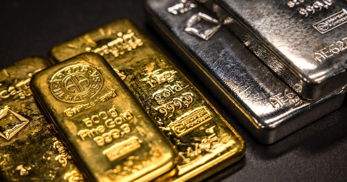 Top bank revamps gold price target for rest of 2026