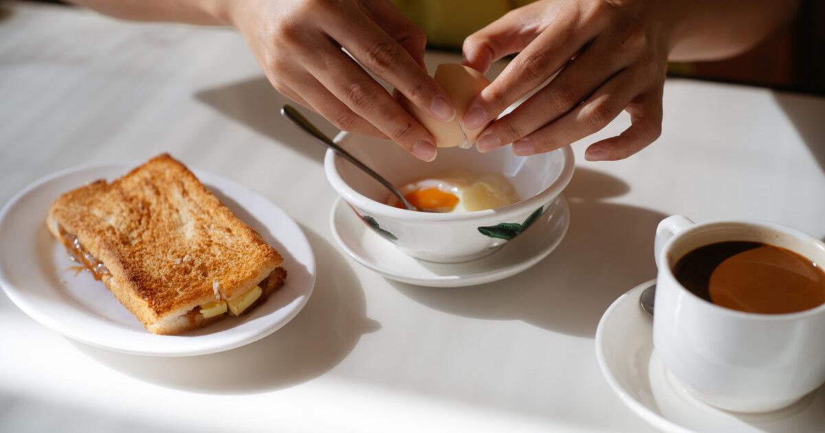 The One Breakfast Habit Brain Health Experts Are Begging You To Stop