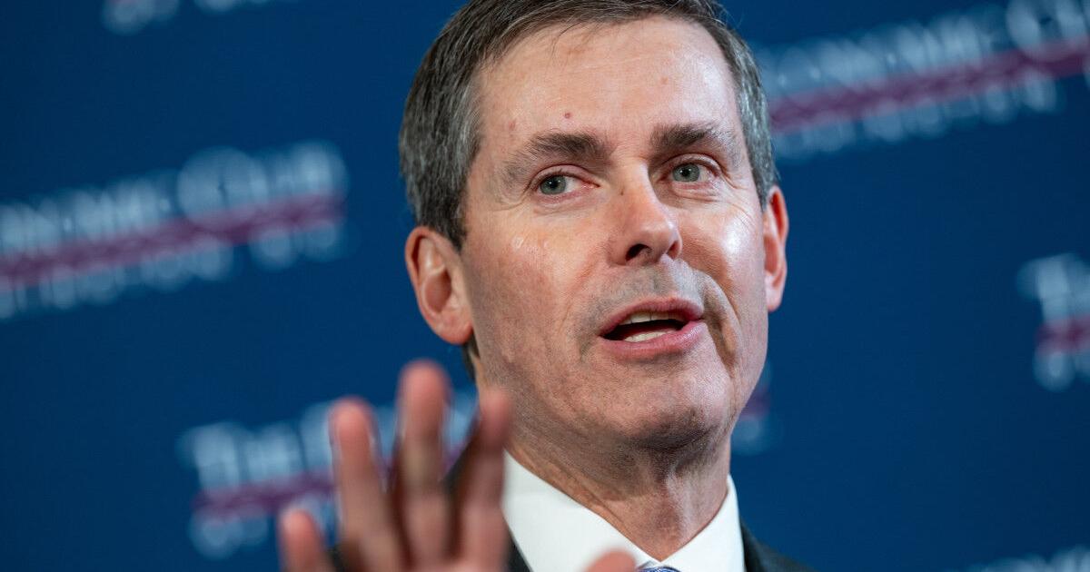 JPMorgan builds $2.93 billion stake in health care stock