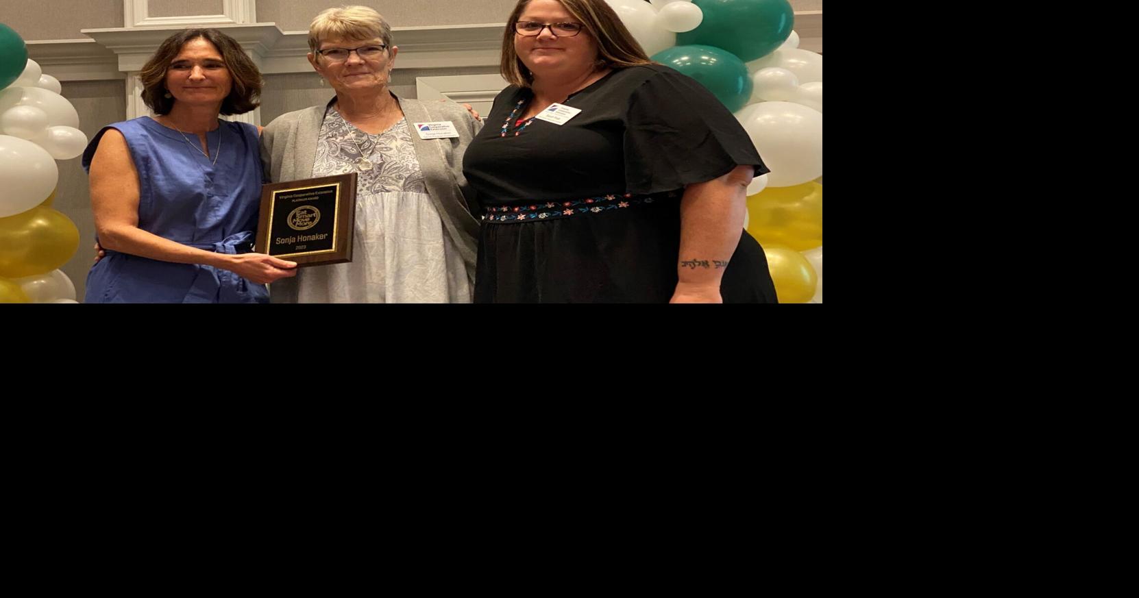 Honaker received Platinum Award Performer News
