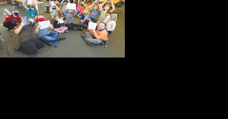 Local rotary hands out dictionaries to students - Vimarsana News
