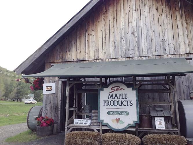 4393 Best maple syrup: Stowe Maple Products