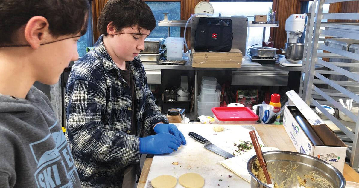 Shelburne students compete in Jr. Chef event | Local News | vtcng ...