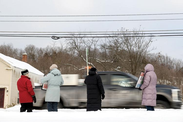 Finding community in protest on Route 116 | Hinesburg News | vtcng.com