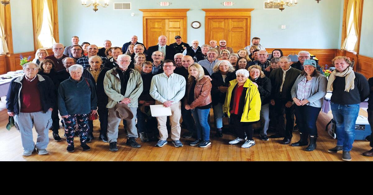 Town manager says goodbye to Shelburne Local News